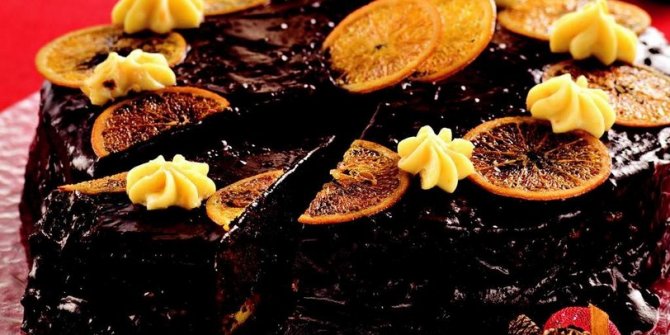 Onsuz Olmaz: Portakallı Çikolatalı Yılbaşı Keki....
