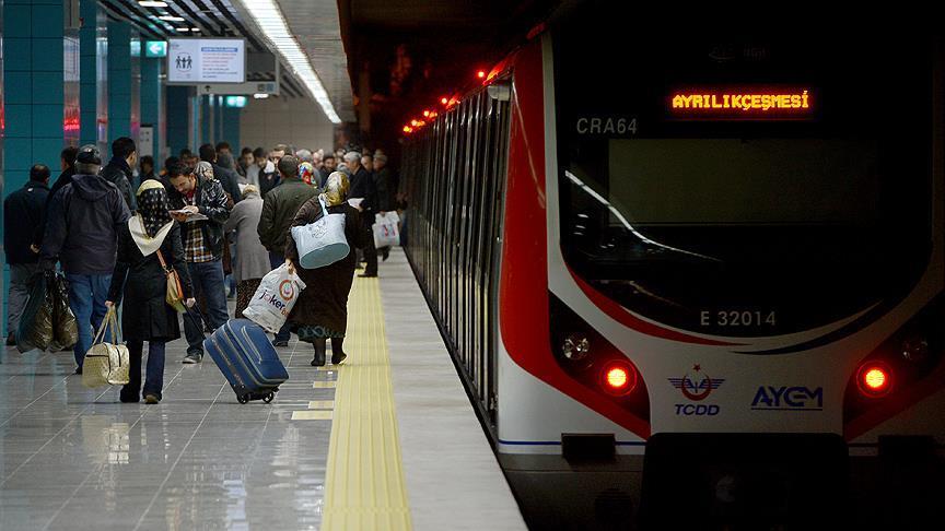 Marmaray tren seferlerine geçici süreyle ara verildi