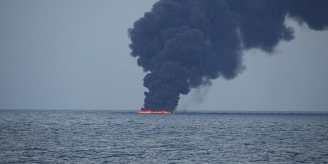 Malezya'da yük gemisinde patlama: 6 yaralı