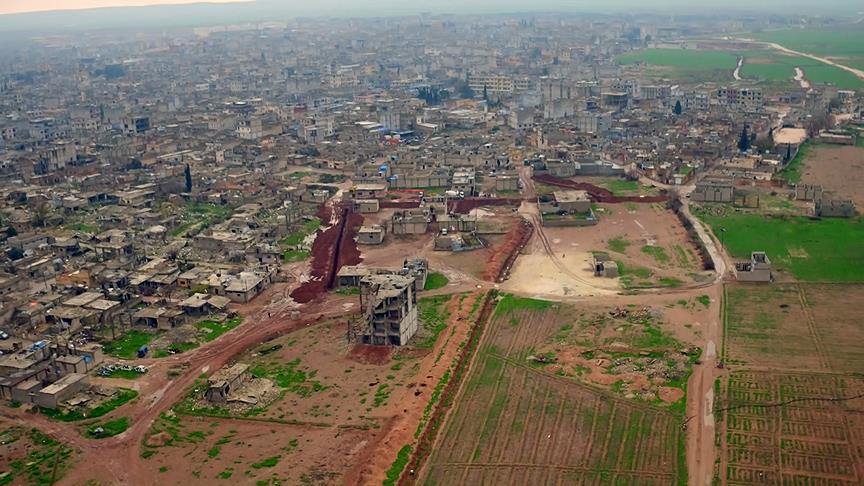 YPG/PKK'nın Ayn el-Arap'ta kazdığı hendek ve tüneller görüntülendi - video izle