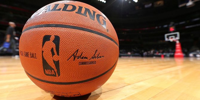 Houston Rockets, bir maçta en fazla üç sayı atan takım olarak tarihe geçti!