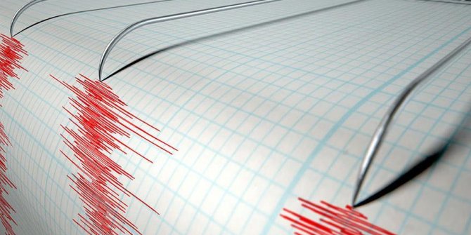 Batı Papua eyaletinde 6,1 büyüklüğünde deprem