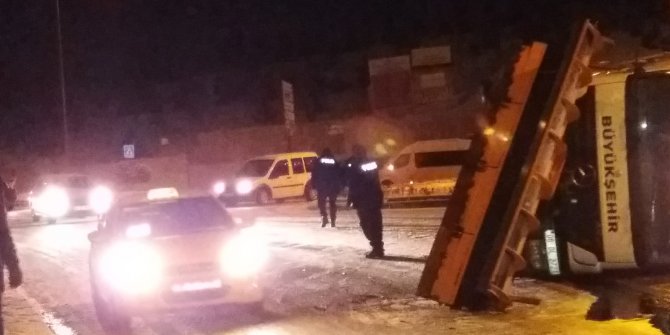 Ankara'da otobüs kazası: 1 yaralı
