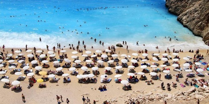 Antalya 20 milyon turisti ağırlamaya hazırlanıyor