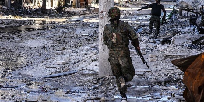 Deyrizor'da YPG/PKK-DEAŞ çatışması sürüyor!