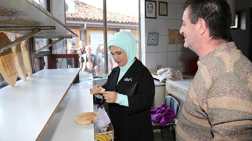 Emine Erdoğan'dan Novi Pazar'a ziyaret