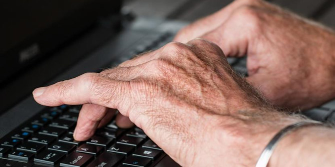 Yaşlıların 'yaşama sevinci' sosyal medyayla artabiliyor