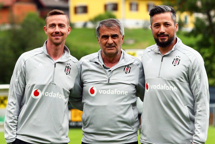 Beşiktaş İlhan Mansız'la yollarını ayırdı