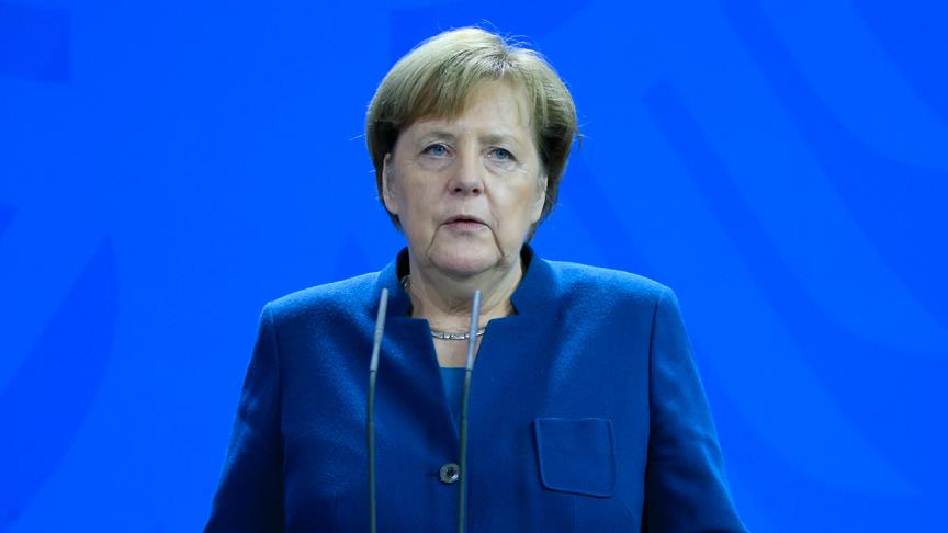 Angela Merkel: Brexit anlaşmasını müzakereye açmadan çözüm bulunabilir