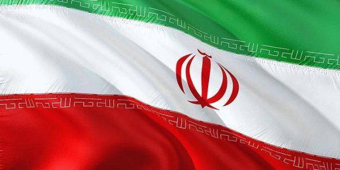 İran'da sosyal medyaya erişim engeli tartışmaları