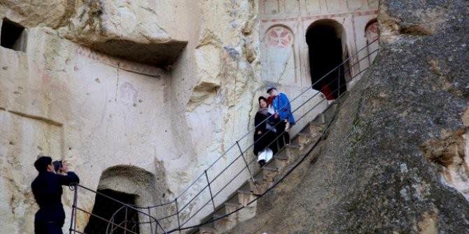 Kapadokya Köpek Yılı'nı geride bırakarak yeni yıla giren Çinli turistleri ağırlıyor!