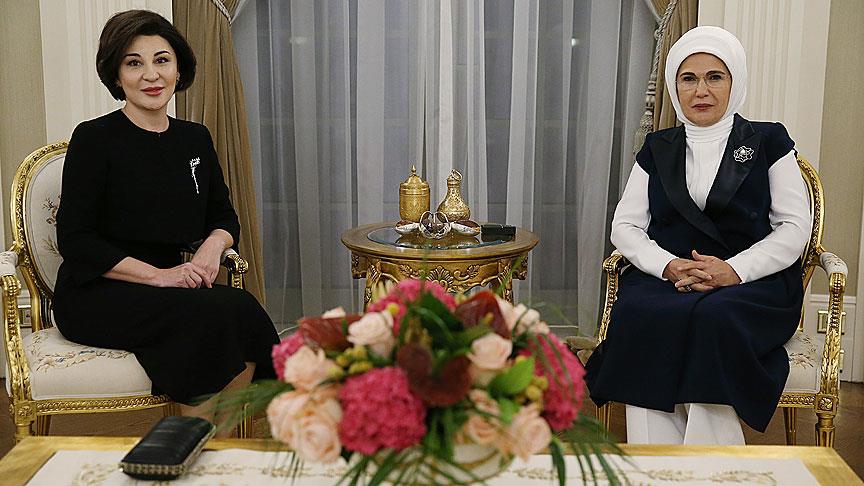 Emine Erdoğan, Özbekistan Cumhurbaşkanı Mirziyoyev'in eşi ile görüştü