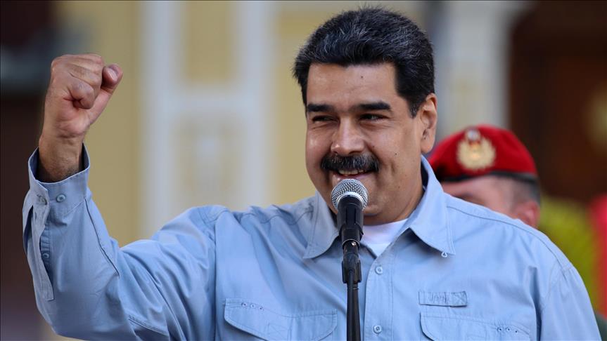 Maduro: Venezuela'daki darbe girişimi çöktü