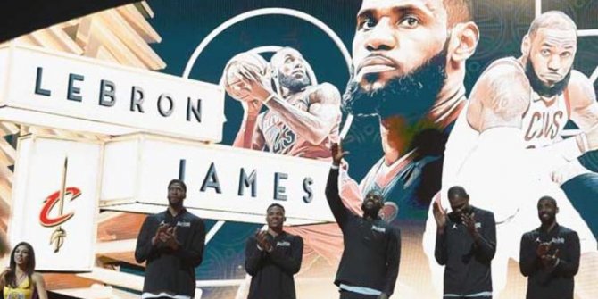 NBA All-Star maçını LeBron James'in takımı kazandı