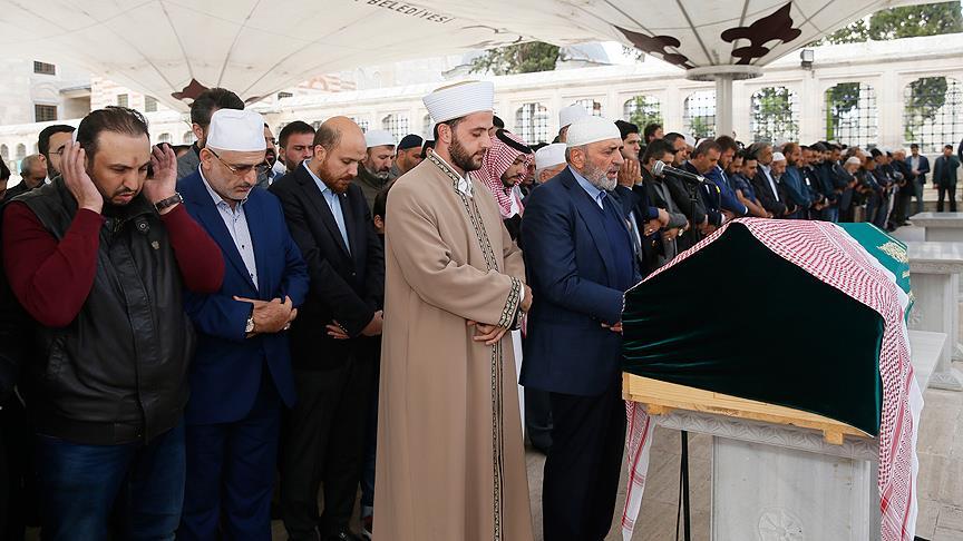 İslam alimi Kubeysi için İstanbul'da cenaze namazı kılındı