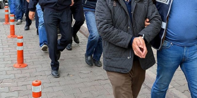 Adana'da  uyuşturucu satıcılarına yönelik operasyon: 30 gözaltı