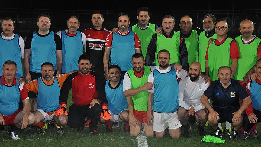 Dışişleri Bakanı Çavuşoğlu ve Spor Bakanı Bak maç yaptı