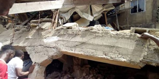 Nijerya'da okul binası çöktü! 100 çocuk enkaz altında kaldı