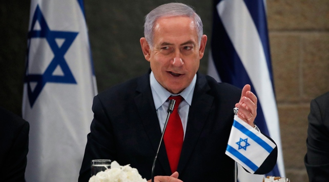 Netanyahu Almanya'nın Mısır'a denizaltı satışını gizlice onaylamış