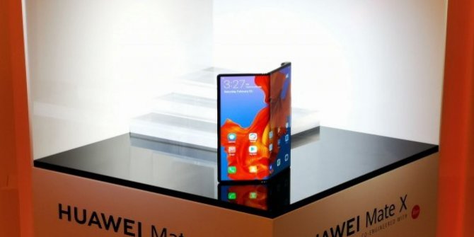 Huawei yeni katlanabilir telefonlar üretecek