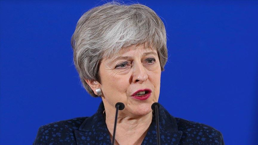 May'den Brexit'e yeni erteleme açıklaması