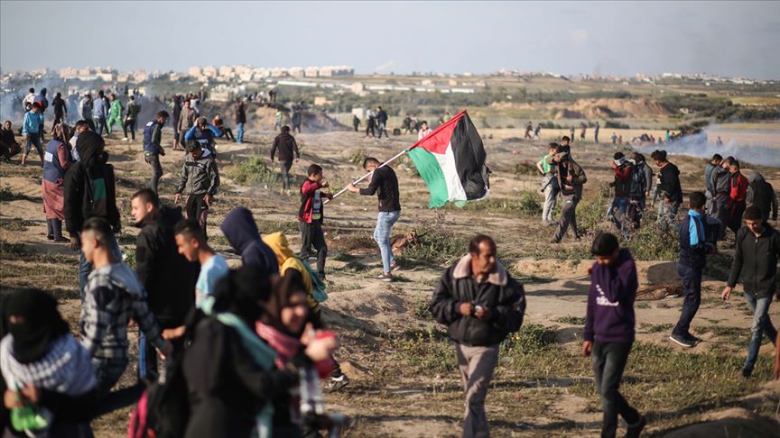İsrail askerleri Gazze'de Filistinli bir çocuğu şehit etti