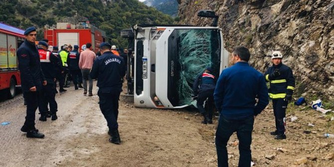 Antalya'da otobüs faciası: Çok sayıda ölü ve yaralı