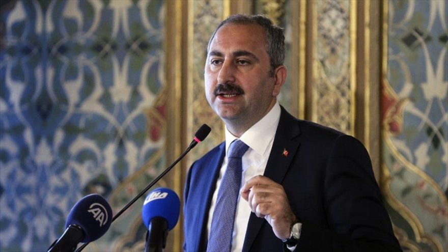 Adalet Bakanı Abdulhamit Gül AA ofisinin vurulmasıyla ilgili açıklama yaptı