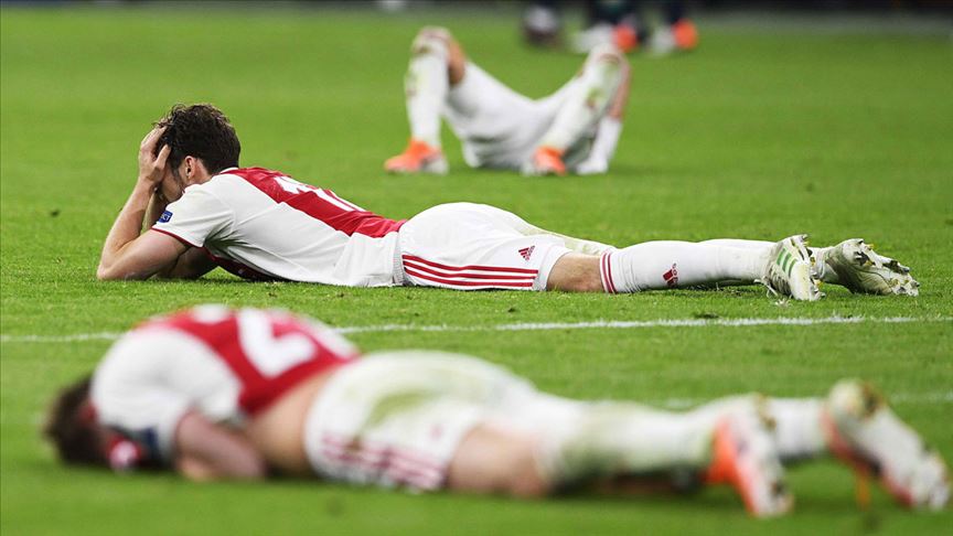 Ajax Şampiyonlar Ligi'ne son dakika golü ile veda etti!