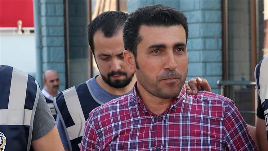 Eski savcı Osman Şanal'a FETÖ'den hapis cezası