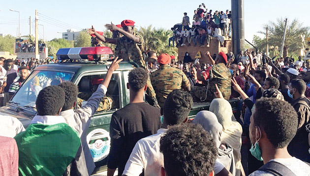 Sudan’da ordu halka müdahale etti! Ölü ve yaralılar var