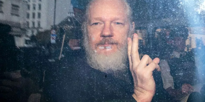 İngiltere Julian Assange'ın ABD'ye iadesine karar verdi
