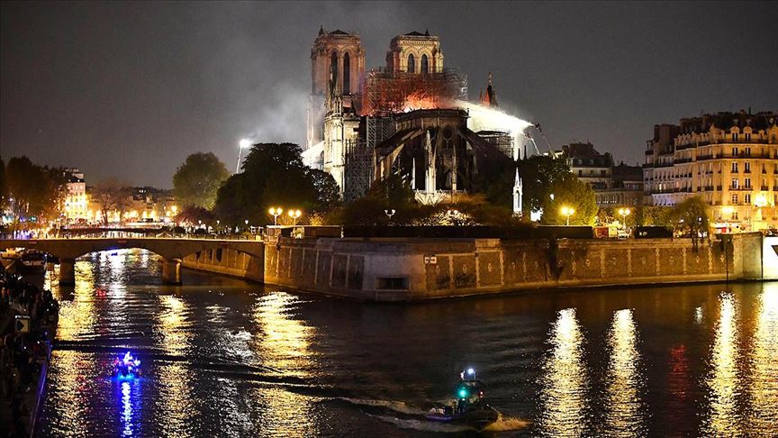 856 yıllık tarih kül olmuştu! Notre Dame Katedrali'ndeki yangının nedeni...