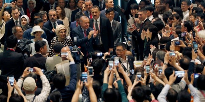 Erdoğan Kyoto'da Ara Güler Fotoğraf Sergisi'nin açılışını yaptı