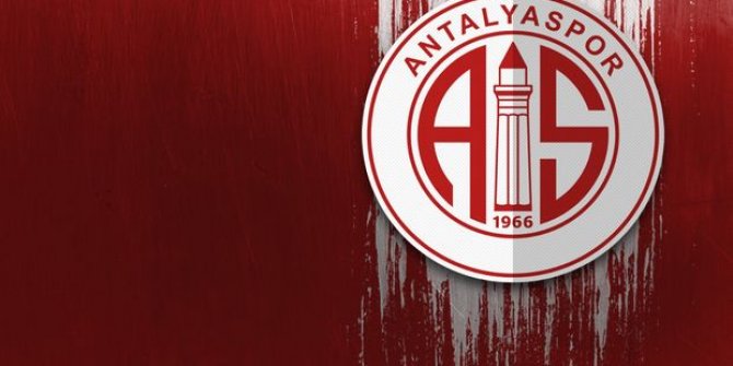 Antalyaspor, yeni transferleri için imza töreni düzenledi