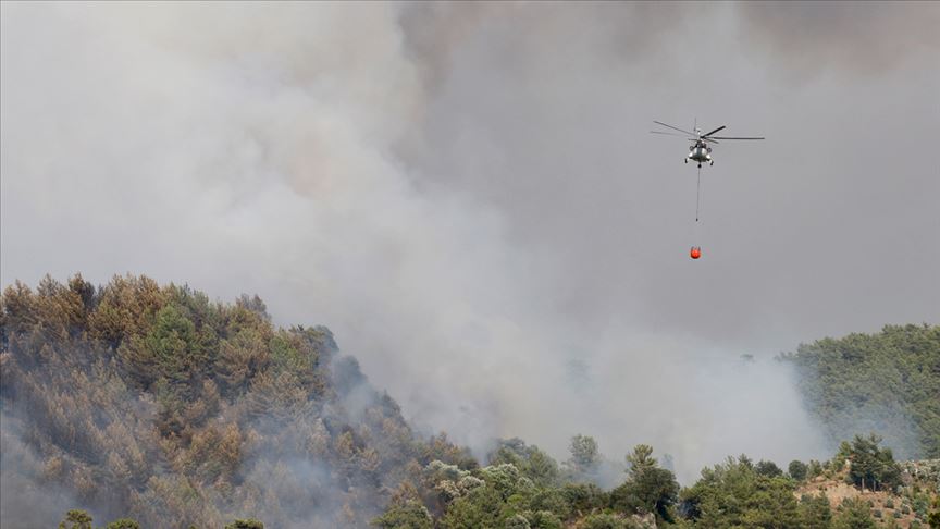 Muğla'da orman yangını! 8 helikopter ve 20 arazözle müdahale ediliyor!