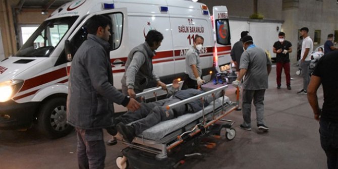 İzmir'de zehirlenen 25 işçi hastaneye kaldırıldı