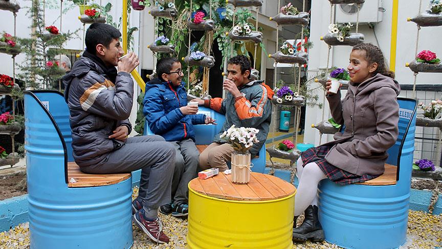 Van'da 'Geri Dönüşüm Sokağı' açıldı