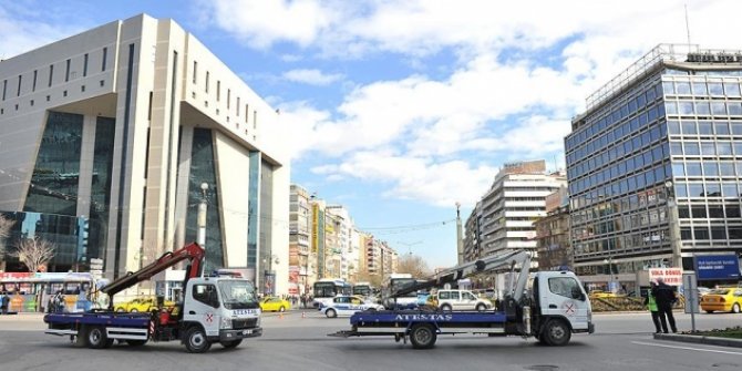 Ankara'da 30 Ağustos'ta bazı yollar trafiğe kapatılacak