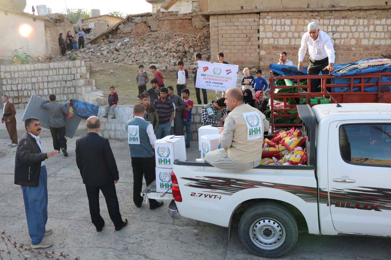 İHH ekipleri Irak'taki depremzedelerin yardımına koşuyor