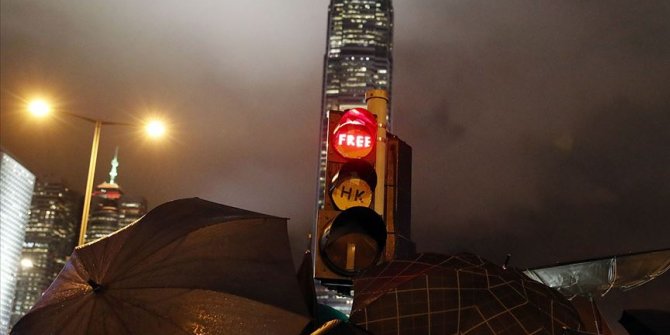 Hong Kong'daki protestolar sürüyor