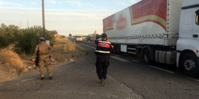Jandarma otobüsü kaza yaptı: 16 asker yaralı