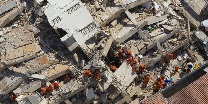 Brezilya'da 7 Katlı Bina Çöktü