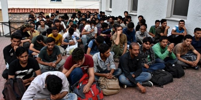 Bakan Soylu: 75 bin kaçak göçmen sınır dışı edildi