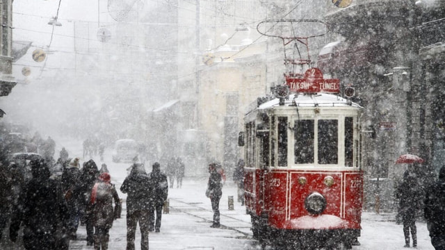 İstanbul'a kar geliyor! Tarih verildi
