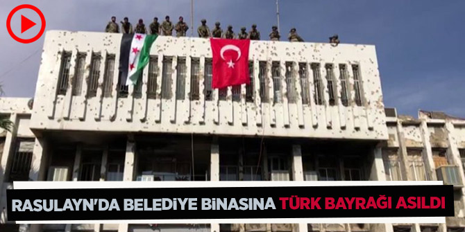 Rasulayn'da belediye binasına Türk bayrağı asıldı