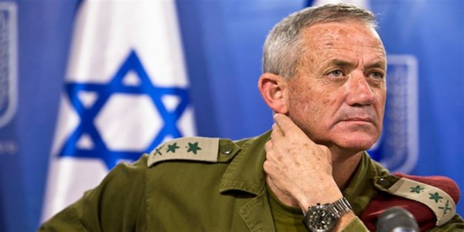 İsrail'de hükümeti kurma görevi Gantz'da