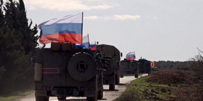 Rus askeri polisi devriyelerini devam ediyor