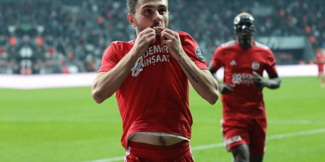 Beşiktaş Lens'i gönderiyor, Emre Kılınç'ı transfer ediyor!
