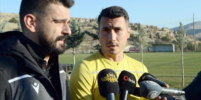 Jahovic: Fenerbahçe maçını kazanıp, üst sıraları zorlayacağız